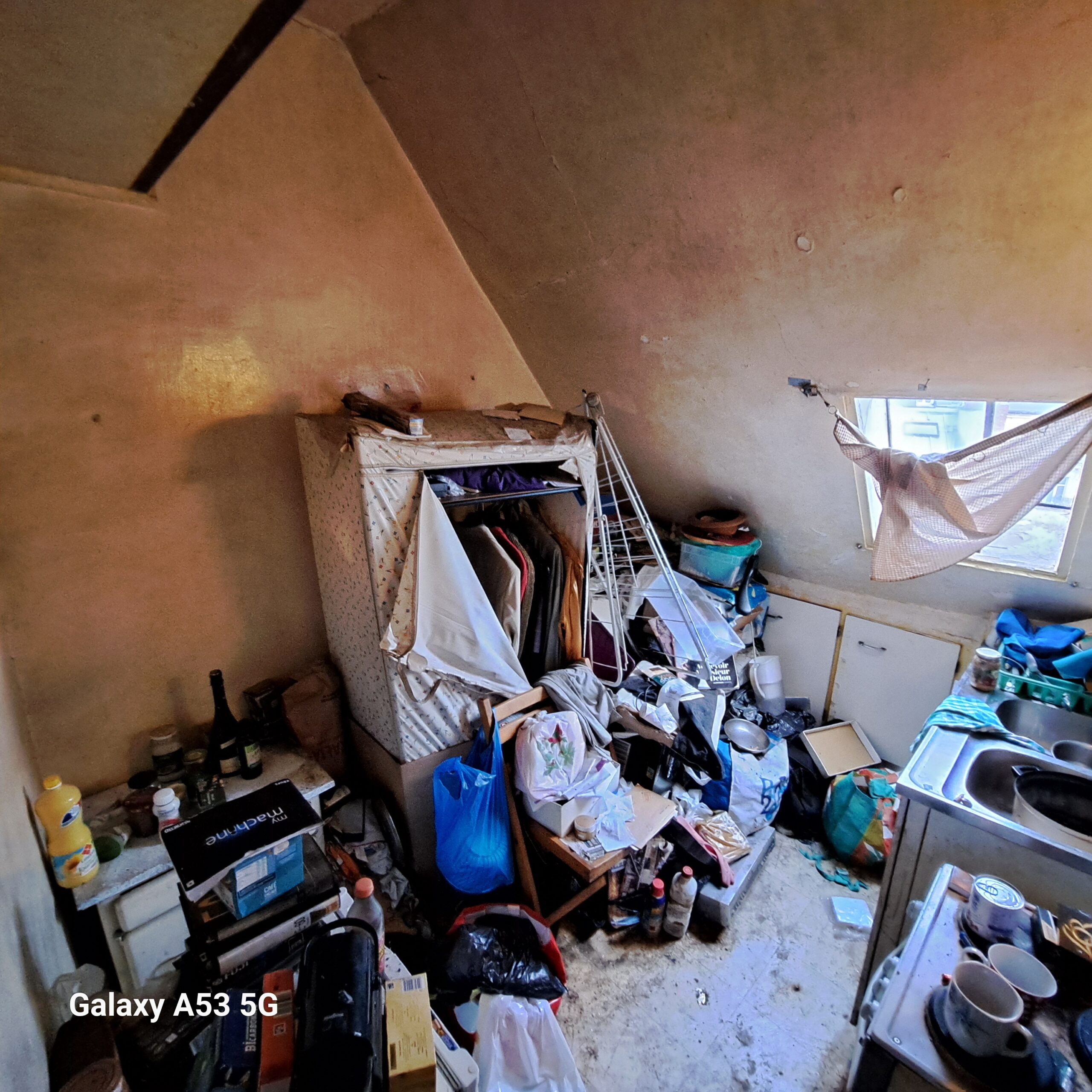 20250127 Chambre Mansardee Scaled